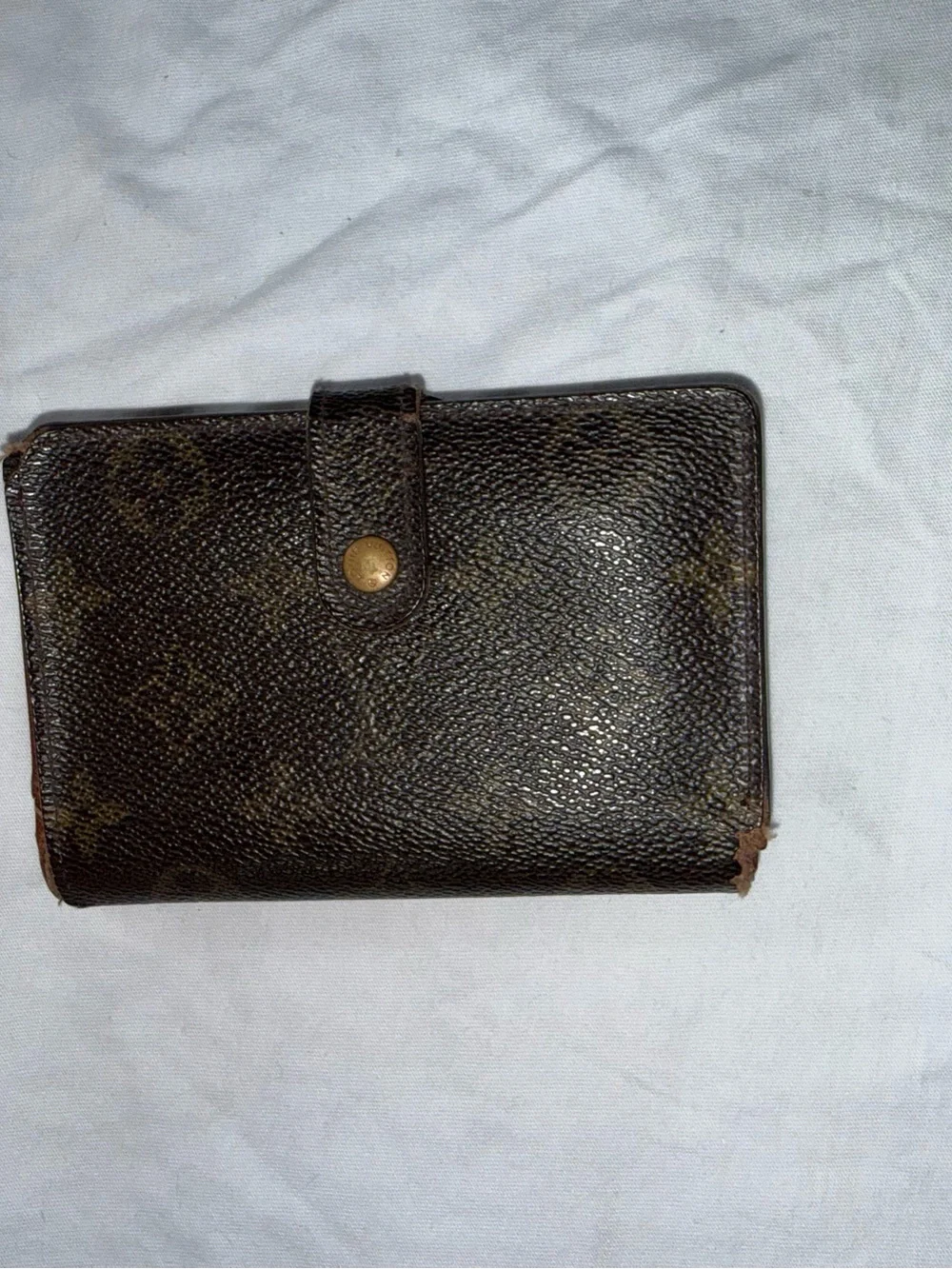 Classic Brown Men’s Leather Wallet